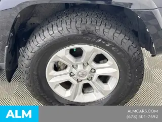 Toyota 4Runner 2021 4x4 SR5 4dr SUV