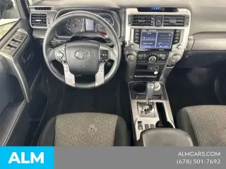 Toyota 4Runner 2021 4x4 SR5 4dr SUV