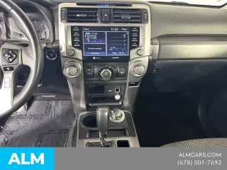 Toyota 4Runner 2021 4x4 SR5 4dr SUV