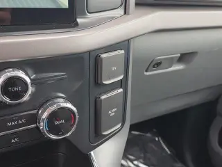Ford F-150 2025 4x4 XLT 4dr SuperCrew 5.5 ft. SB