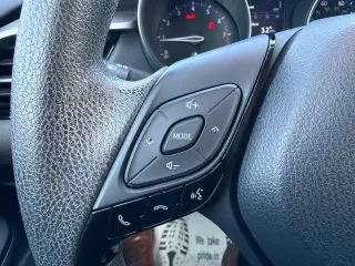 Toyota C-HR 2021 LE 4dr Crossover