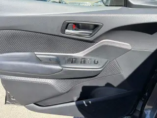 Toyota C-HR 2021 LE 4dr Crossover