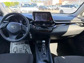 Toyota C-HR 2021 LE 4dr Crossover