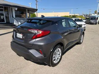 Toyota C-HR 2021 LE 4dr Crossover