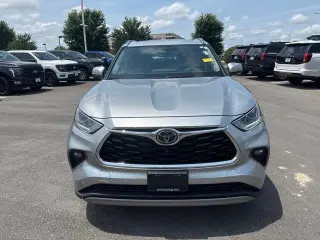 Toyota Highlander 2022 AWD Platinum 4dr SUV