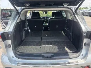 Toyota Highlander 2022 AWD Platinum 4dr SUV