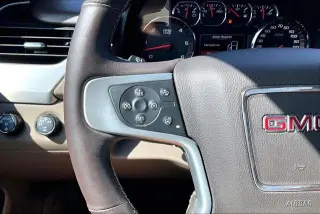 GMC Yukon XL 2015 4x4 SLT 4dr SUV