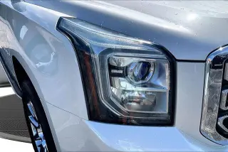 GMC Yukon XL 2015 4x4 SLT 4dr SUV