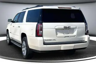 GMC Yukon XL 2015 4x4 SLT 4dr SUV