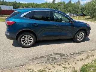Ford Escape 2020 AWD SE 4dr SUV
