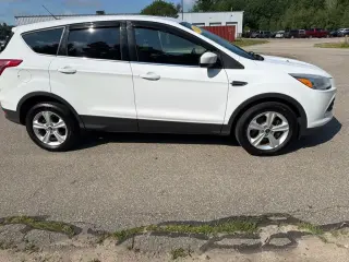 Ford Escape 2015 AWD SE 4dr SUV