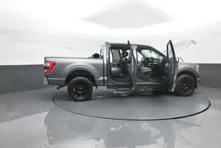 Ford F-150 2021 4x4 XL 4dr SuperCrew 5.5 ft. SB