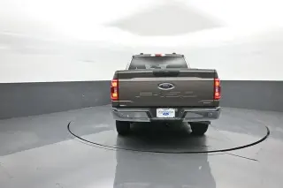 Ford F-150 2023 4x4 Platinum 4dr SuperCrew 6.5 ft. SB
