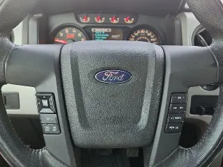 Ford F-150 2011 4x4 SVT Raptor 4dr SuperCrew Styleside 5.5 ft. SB