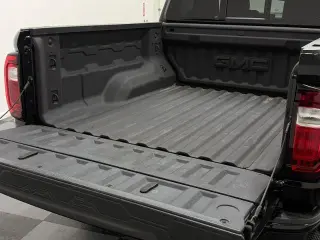 GMC Canyon 2023 4x4 Elevation 4dr Crew Cab 5 ft. SB