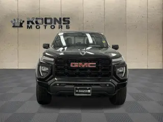 GMC Canyon 2023 4x4 Elevation 4dr Crew Cab 5 ft. SB
