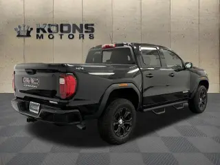 GMC Canyon 2023 4x4 Elevation 4dr Crew Cab 5 ft. SB