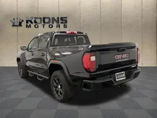 GMC Canyon 2023 4x4 Elevation 4dr Crew Cab 5 ft. SB