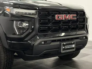 GMC Canyon 2023 4x4 Elevation 4dr Crew Cab 5 ft. SB
