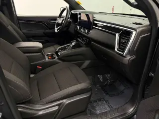 GMC Canyon 2023 4x4 Elevation 4dr Crew Cab 5 ft. SB