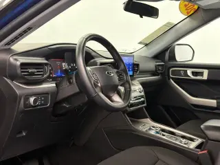Ford Explorer 2021 AWD XLT 4dr SUV