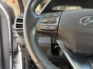 Hyundai IONIQ Hybrid 2022 Limited 4dr Hatchback