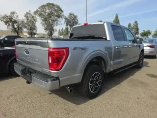 Ford F-150 2022 4x4 Lariat 4dr SuperCrew 6.5 ft. SB