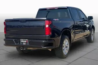 Chevrolet Silverado 1500 2022 4x4 Custom 4dr Crew Cab 5.8 ft. SB