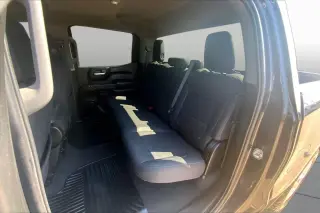Chevrolet Silverado 1500 2022 4x4 Custom 4dr Crew Cab 5.8 ft. SB