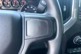 Chevrolet Silverado 1500 2022 4x4 Custom 4dr Crew Cab 5.8 ft. SB