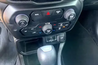 Jeep Renegade 2018 Latitude 4dr SUV