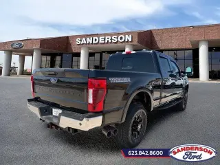 Ford F-250 Super Duty 2021 4x4 King Ranch 4dr Crew Cab 6.8 ft. SB Pickup