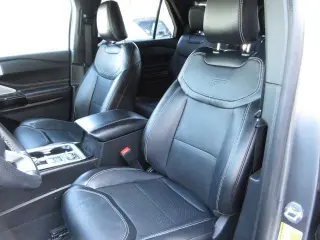 Ford Explorer 2023 AWD ST 4dr SUV