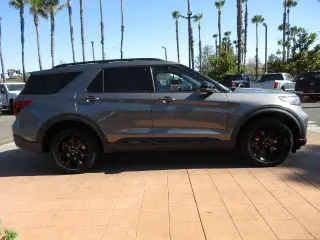 Ford Explorer 2023 AWD ST 4dr SUV
