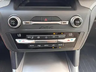 Ford Explorer 2020 AWD XLT 4dr SUV
