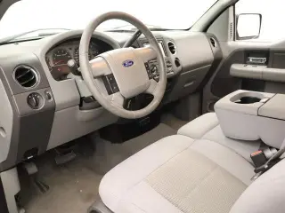 Ford F-150 2006 XL 4dr SuperCab Styleside 8 ft. LB