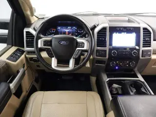 Ford F-250 Super Duty 2018 4x4 XLT 4dr Crew Cab 8 ft. LB Pickup