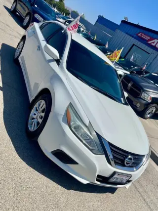 2017 NISSAN ALTIMA