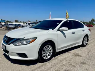 2017 NISSAN ALTIMA