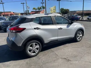 2018 NISSAN KICKS