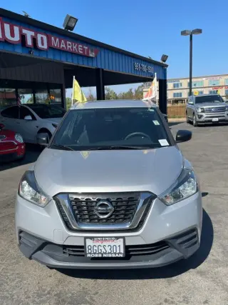 2018 NISSAN KICKS