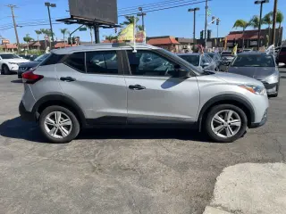 2018 NISSAN KICKS