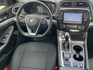 2018 NISSAN MAXIMA