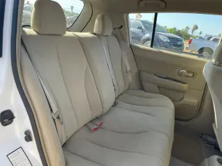 2011 NISSAN VERSA