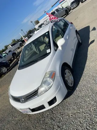 2011 NISSAN VERSA
