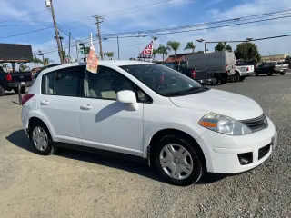 2011 NISSAN VERSA