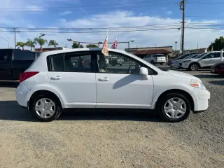2011 NISSAN VERSA