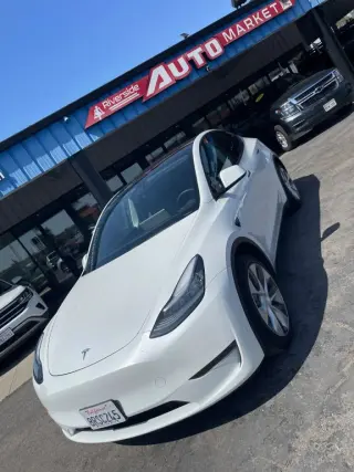 2020 TESLA MODEL Y
