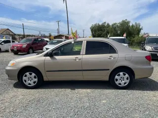 2004 Toyota Corolla
