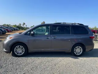 2017 Toyota Sienna